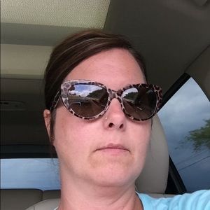 Meet your Posher, Jodi